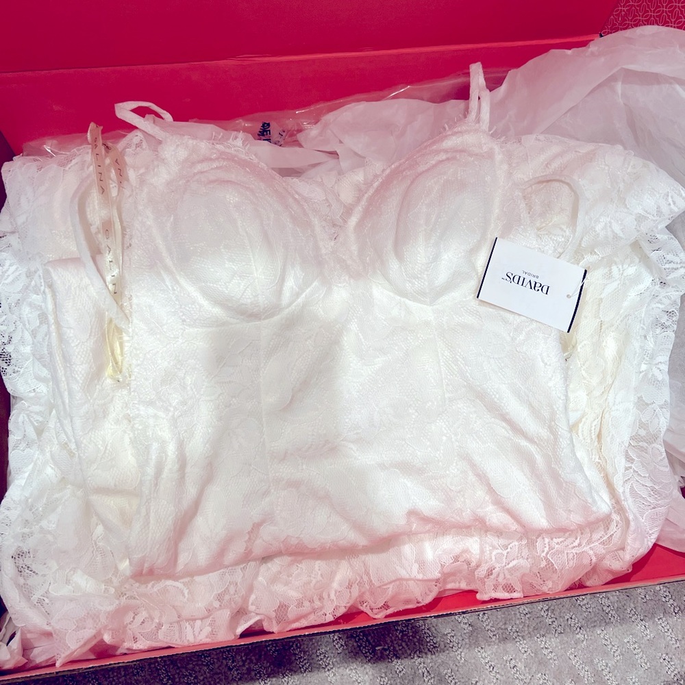 Wedding dress